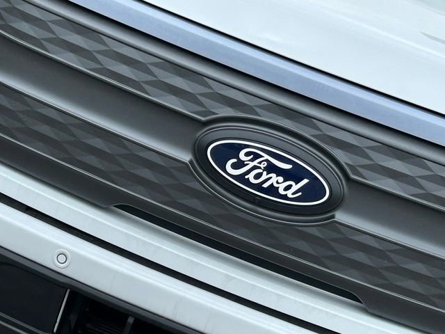 New 2025 Ford F150 Lightning Lariat image 4