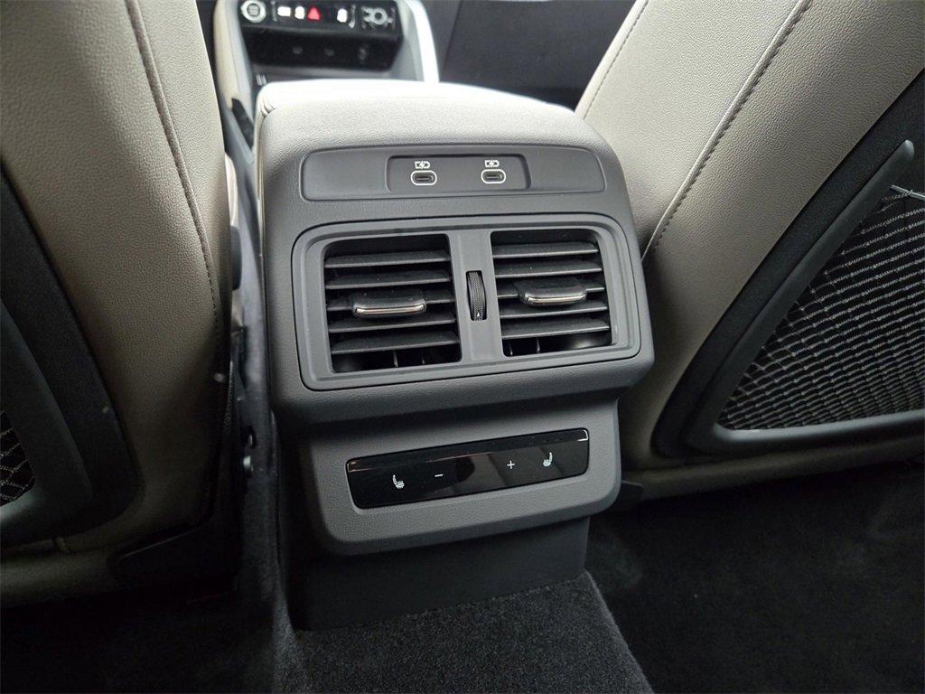 New 2025 Audi Q5 Prestige image 11