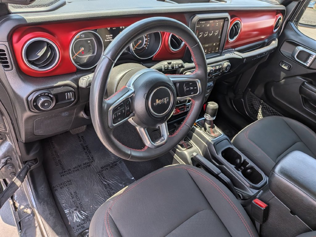 Used 2023 Jeep Wrangler Unlimited Rubicon AWD/4WD image 15