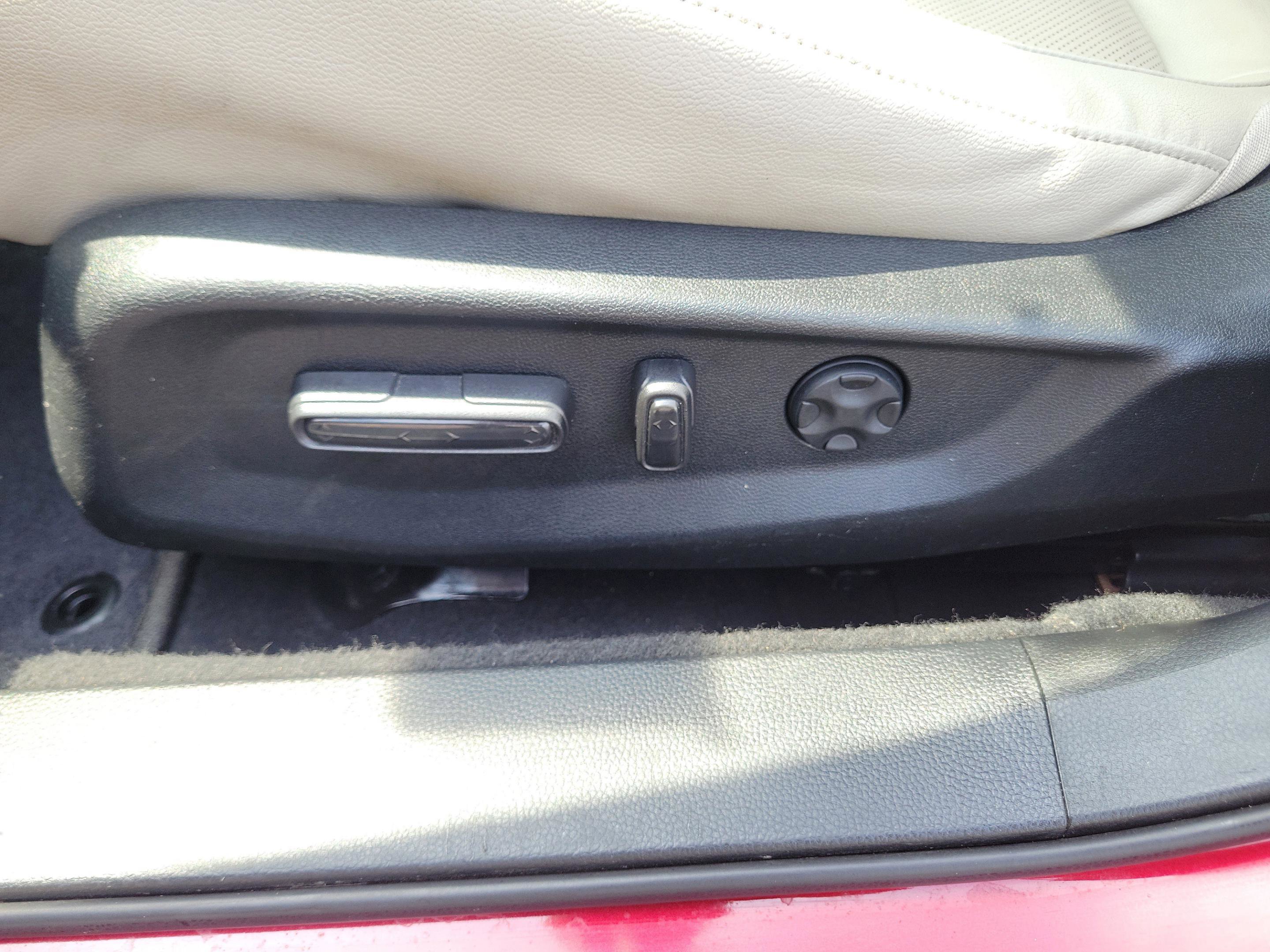 Used 2018 Honda Accord Touring image 27
