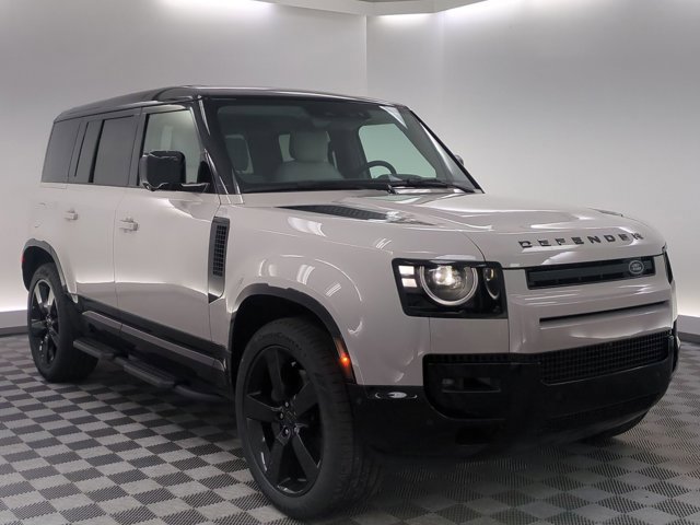New 2026 Land Rover Defender 110 X-Dynamic SE AWD/4WD image 7