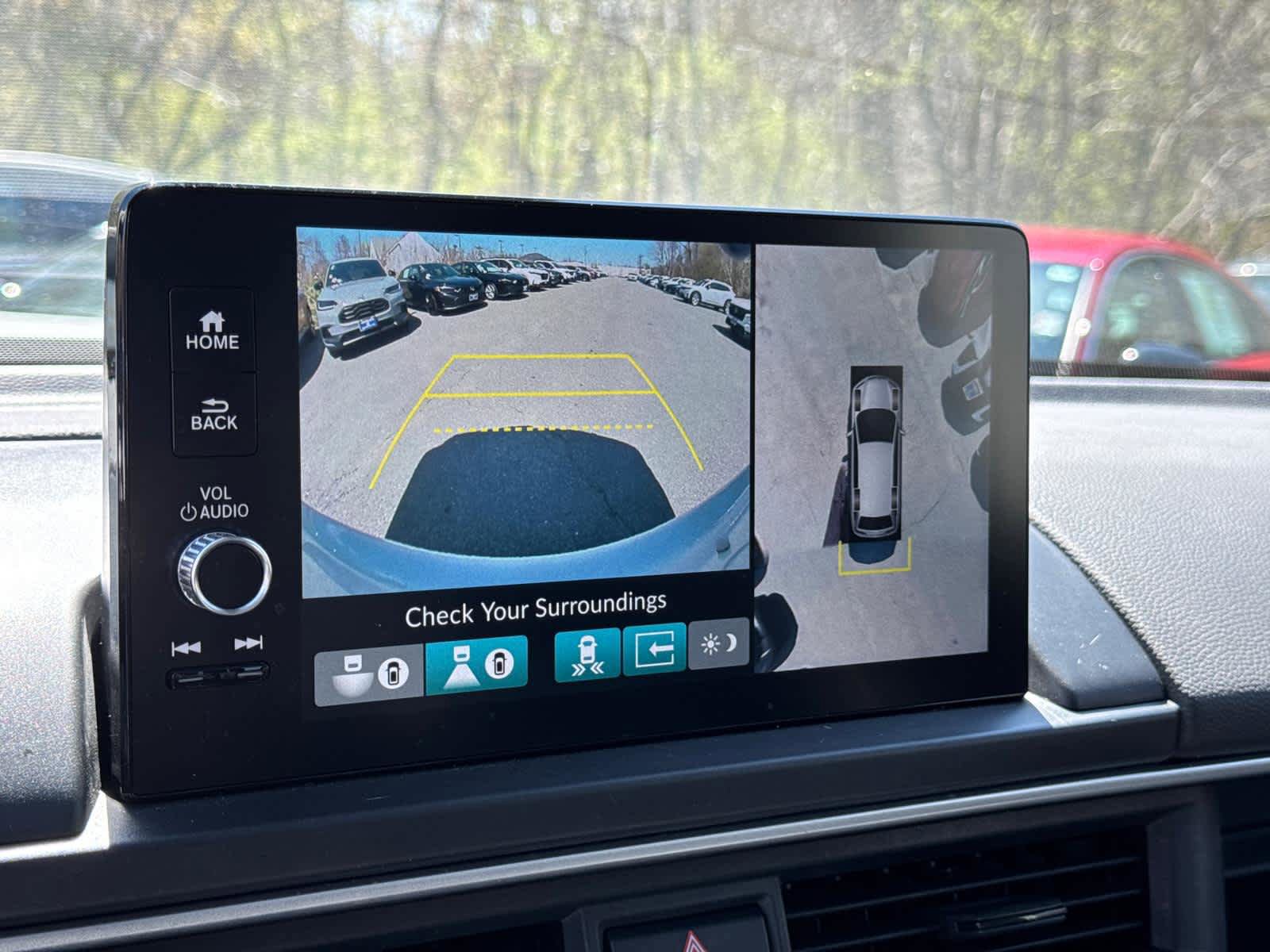 Used 2025 Honda Pilot Elite image 25