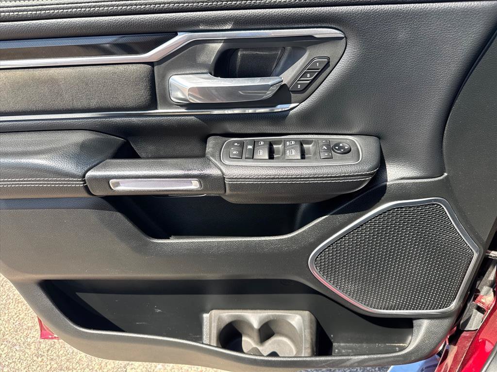 Used 2021 RAM 1500 Laramie w/ Sport Appearance Package AWD/4WD image 19