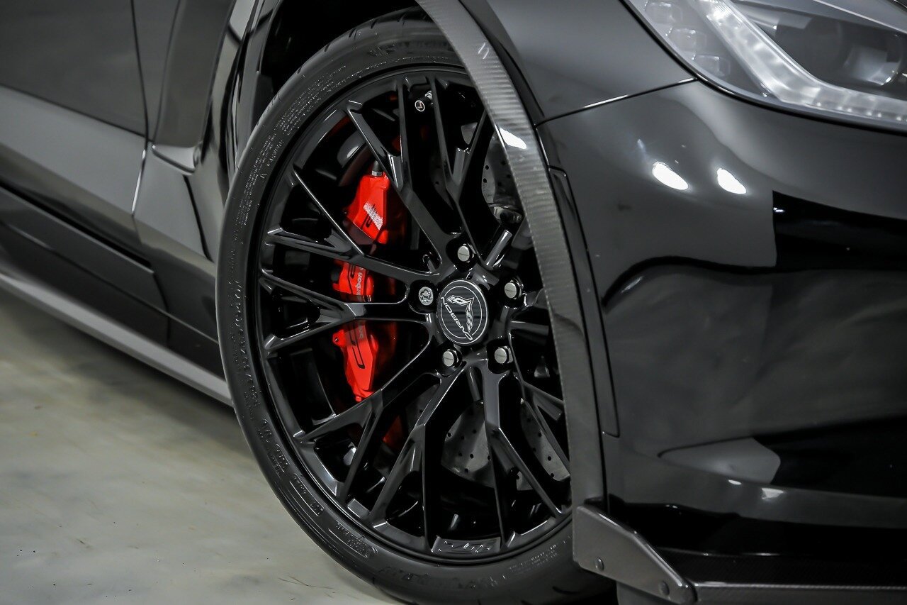 Used 2017 Chevrolet Corvette Z06 image 4