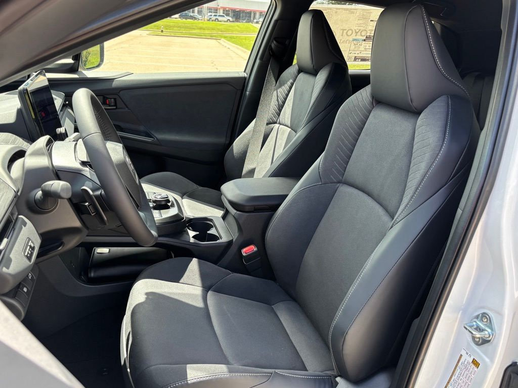 New 2026 Toyota C-HR AWD/4WD image 13