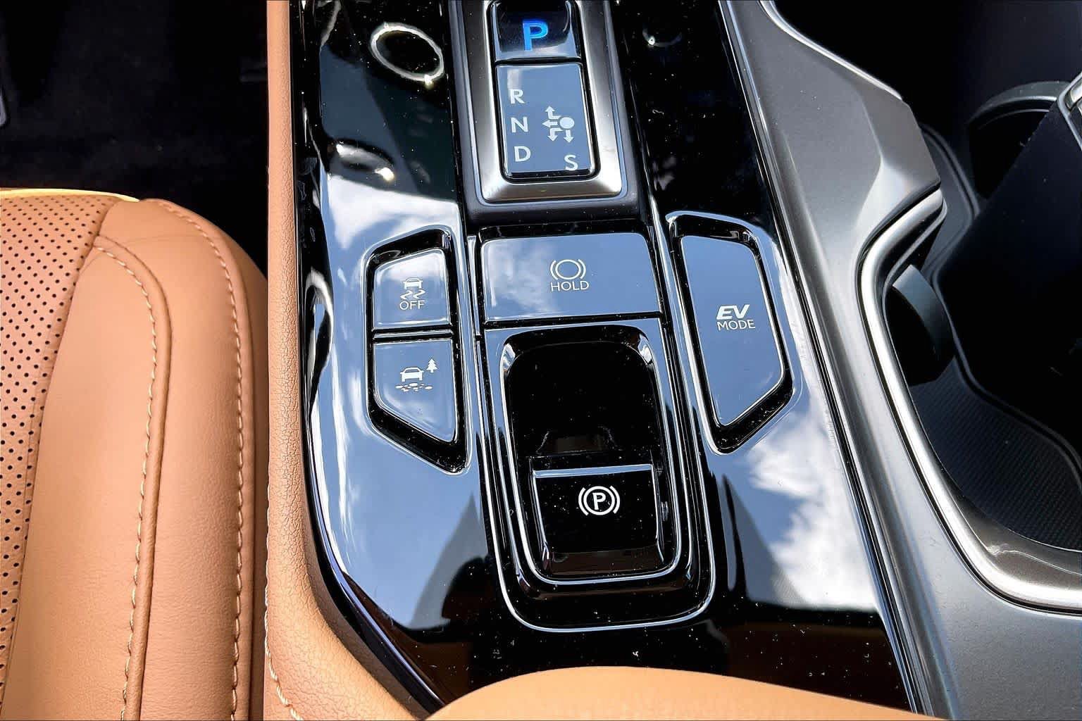 New 2026 Lexus NX 350 AWD w/ Accessory Package (2T) image 13