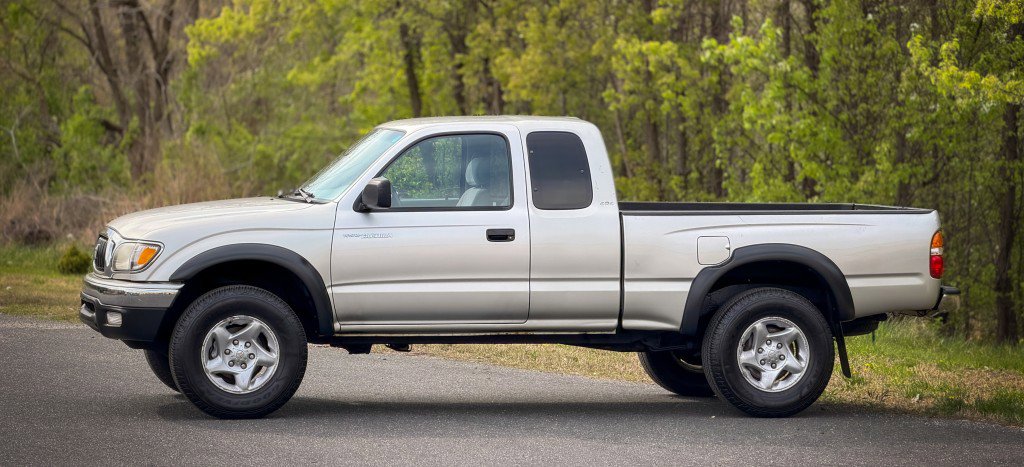 Used 2001 Toyota Tacoma 4x4 Xtracab image 3