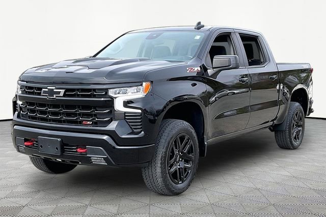 Used 2022 Chevrolet Silverado 1500 LT Trail Boss image 3