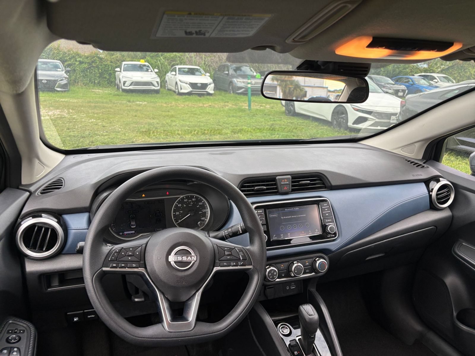 Used 2025 Nissan Versa SV FWD image 33
