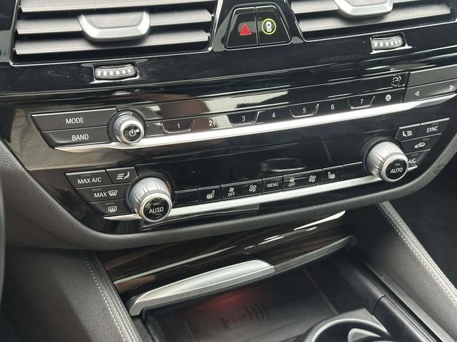 Used 2021 BMW M550i xDrive w/ Premium Package AWD/4WD image 35