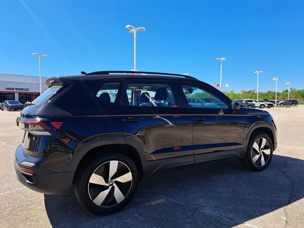 Used 2025 Volkswagen Taos S AWD/4WD image 5