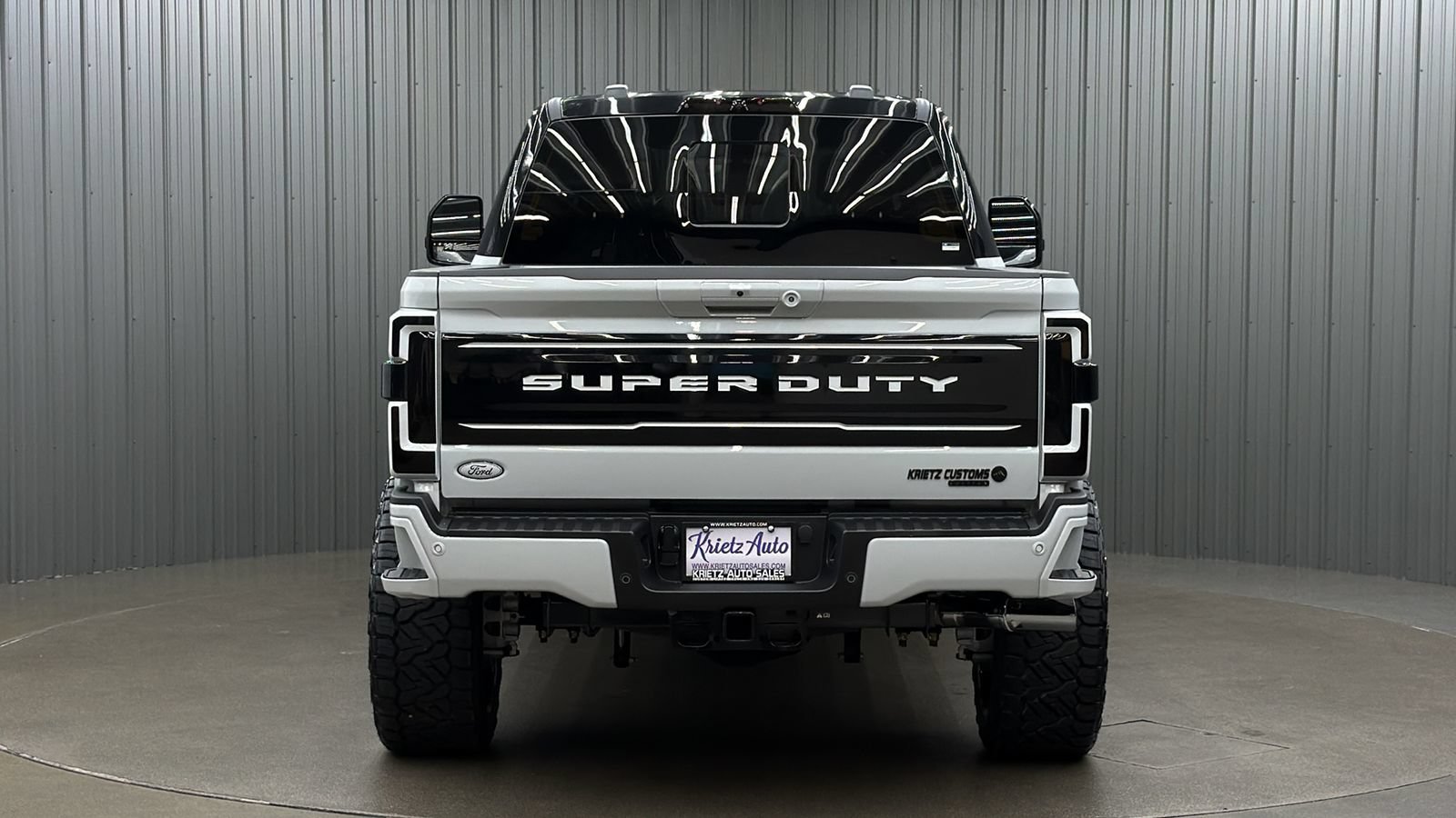Used 2026 Ford F250 Platinum w/ FX4 Off-Road Package AWD/4WD image 4