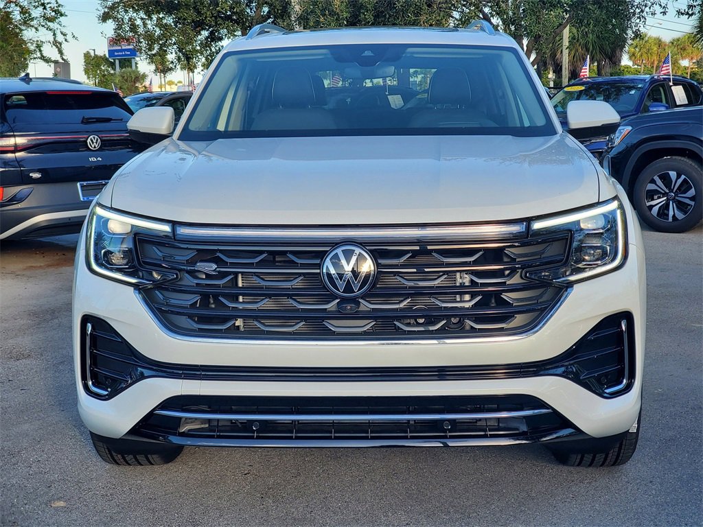 New 2026 Volkswagen Atlas SEL Premium R-Line image 2