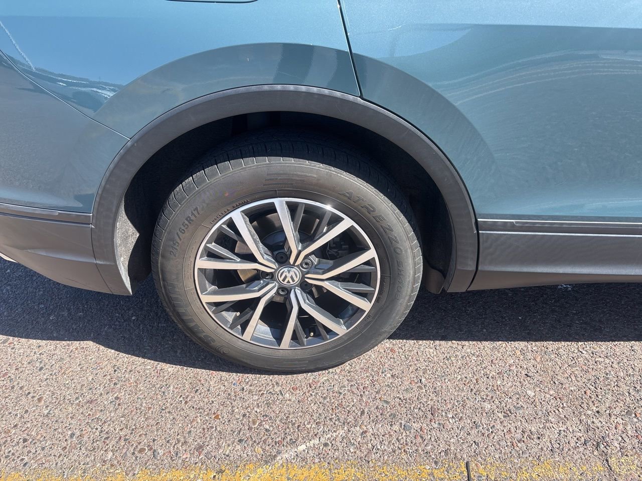 Used 2019 Volkswagen Tiguan SE image 8