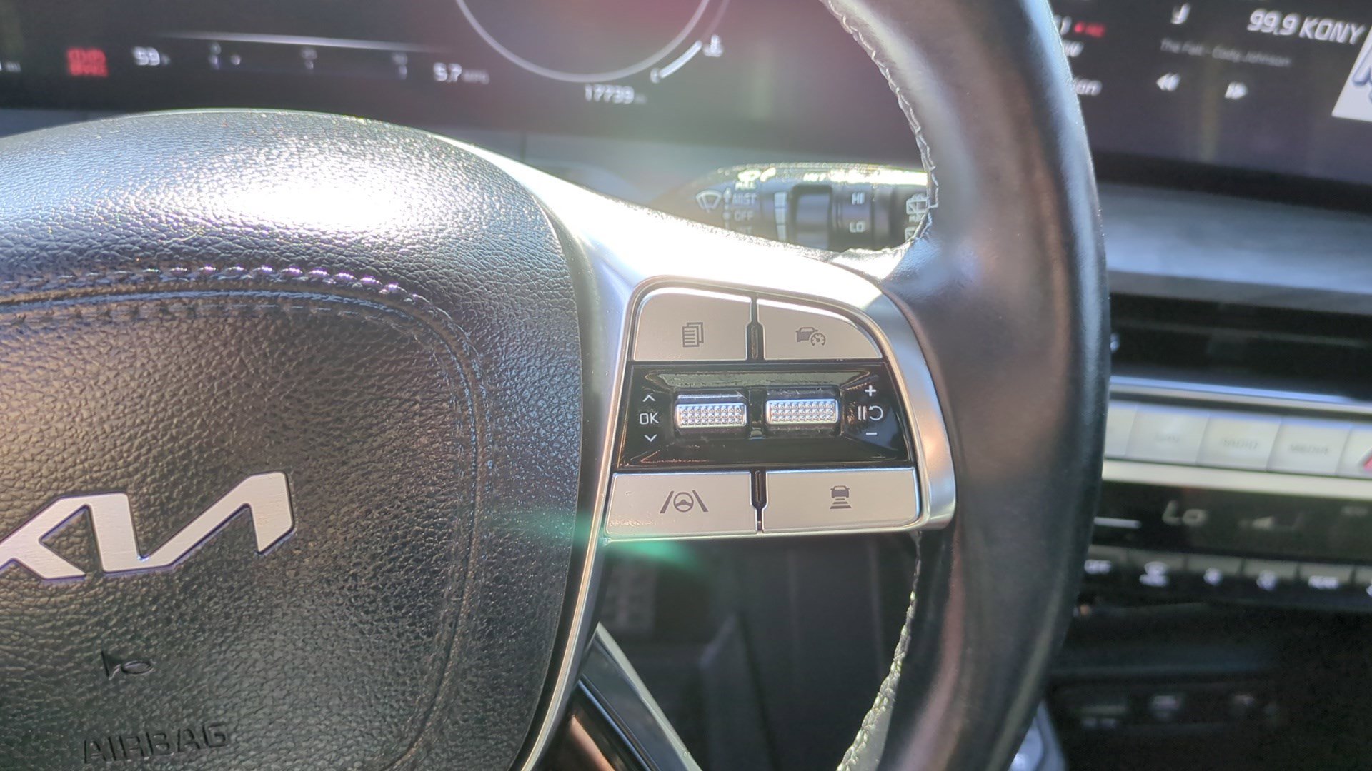 Used 2024 Kia Telluride SX X-Line image 19