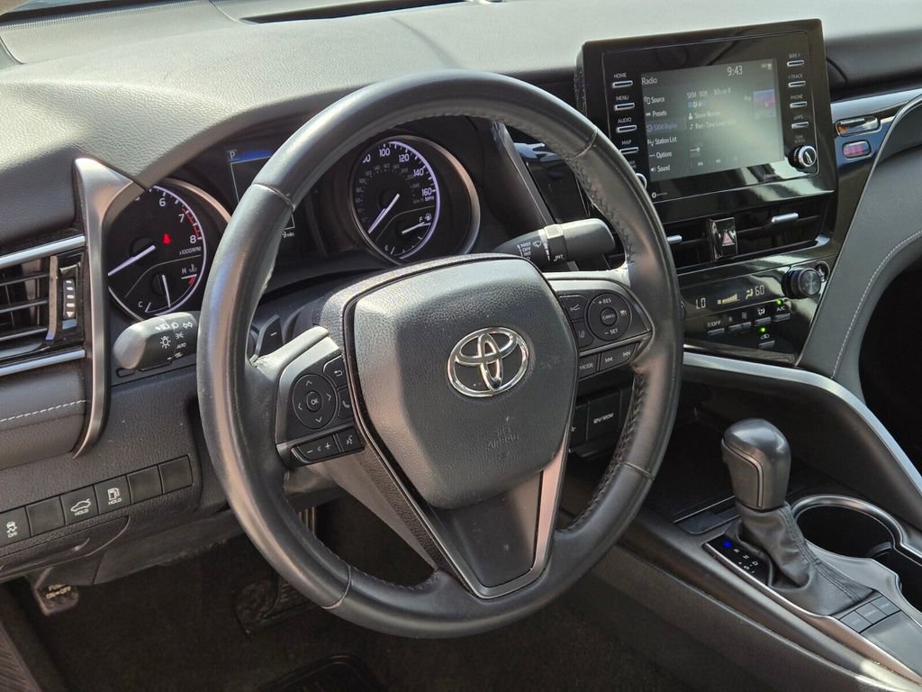 Used 2024 Toyota Camry SE FWD image 23