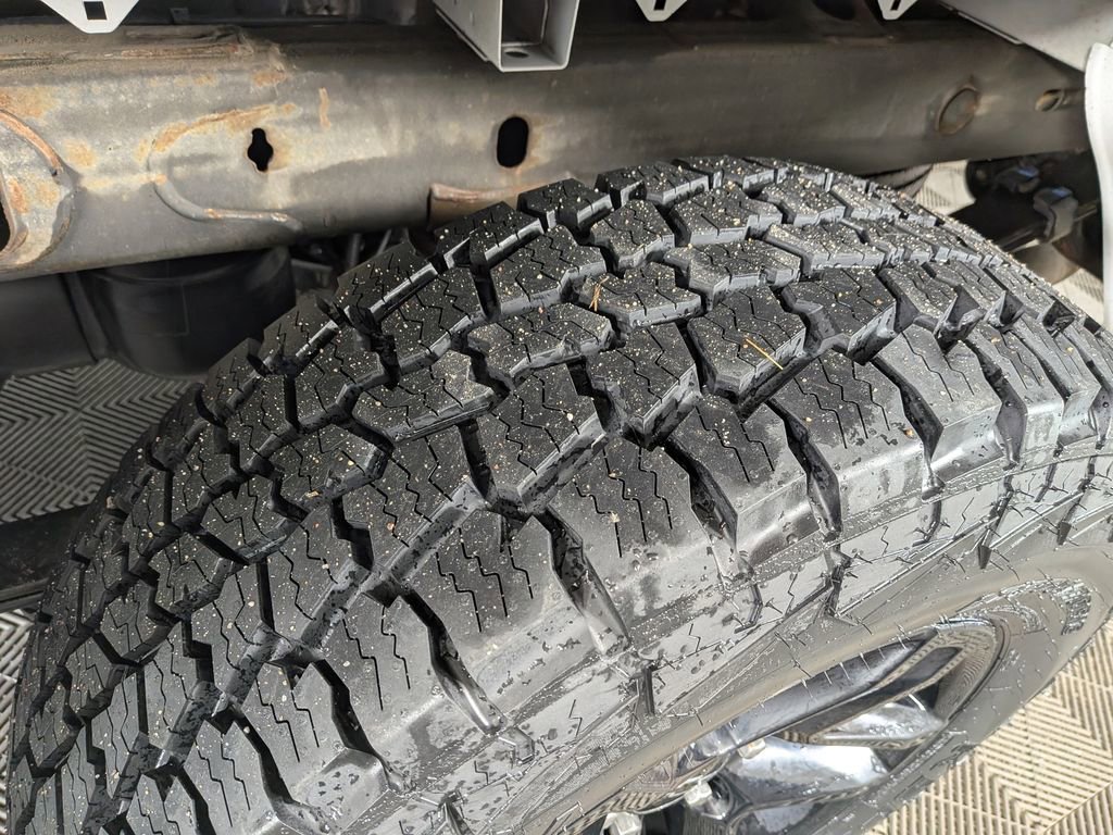 Used 2020 Chevrolet Silverado 1500 LT Trail Boss w/ Convenience Package image 12