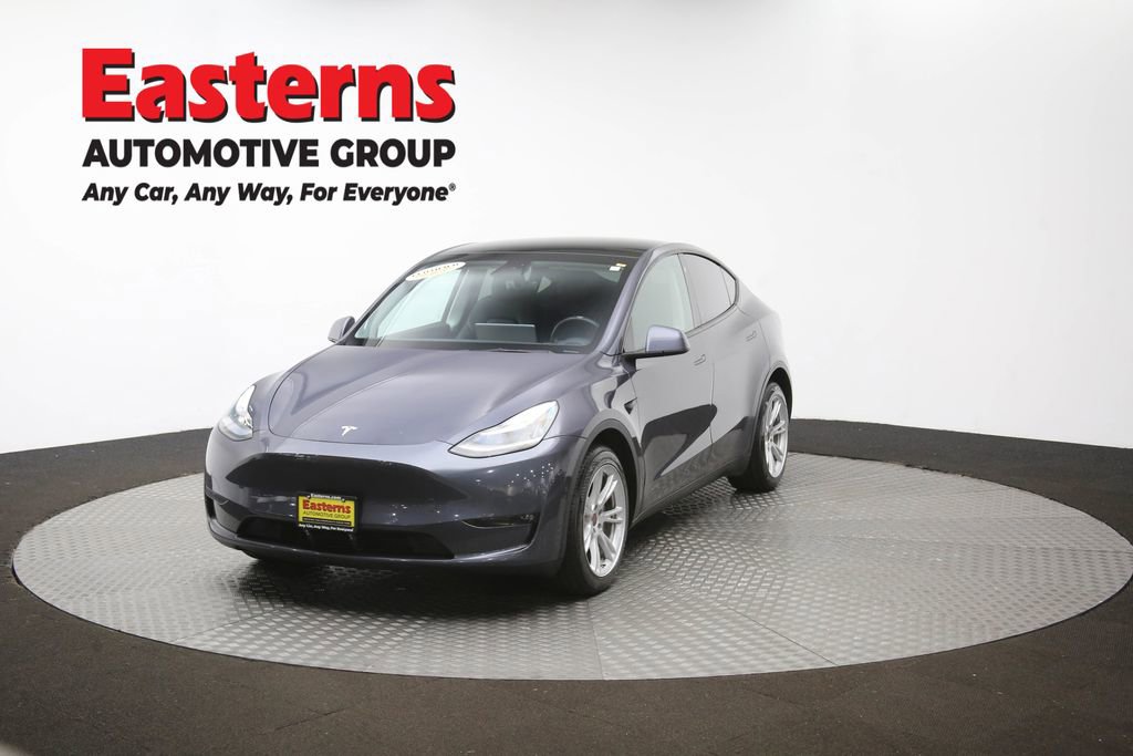 Used 2022 Tesla Model Y Long Range image 52