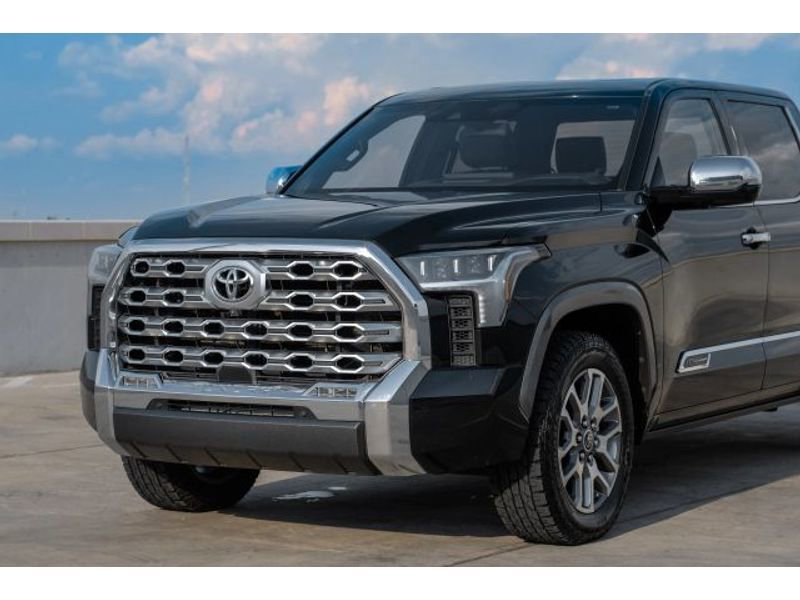 Used 2022 Toyota Tundra 1794 Edition image 7