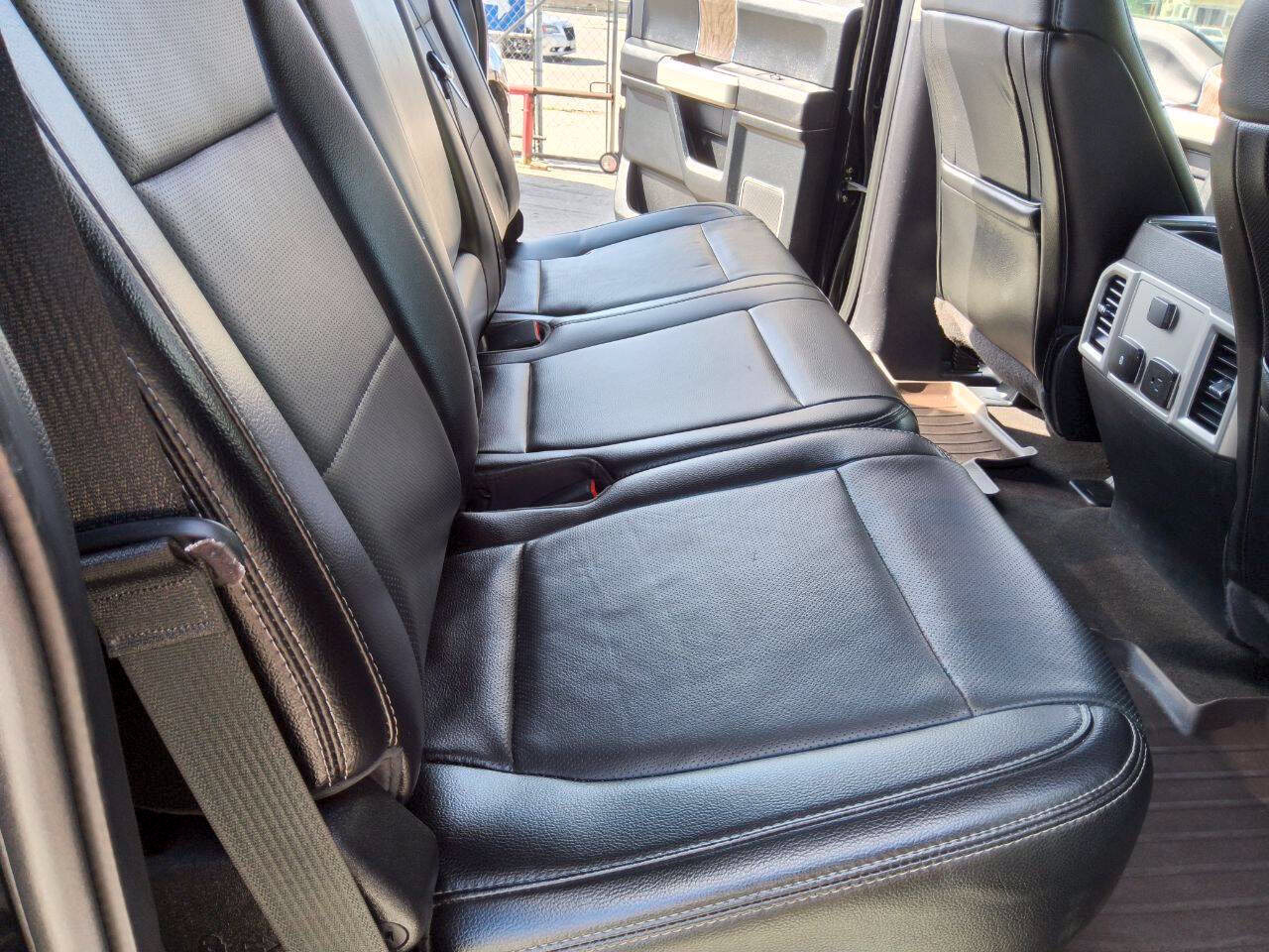 Used 2018 Ford F250 Lariat w/ Lariat Ultimate Package AWD/4WD image 40