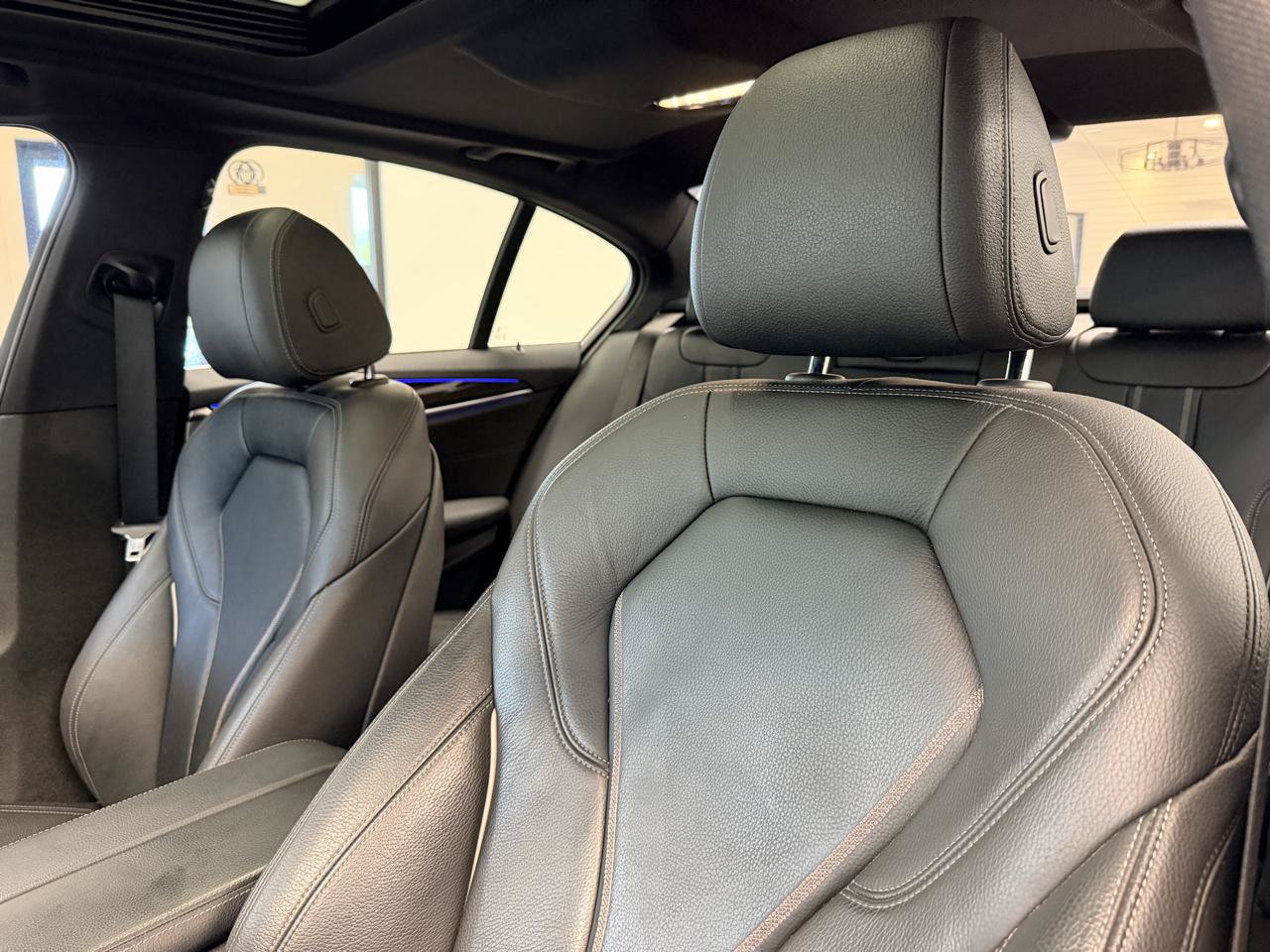 Used 2019 BMW 530i xDrive AWD/4WD image 19