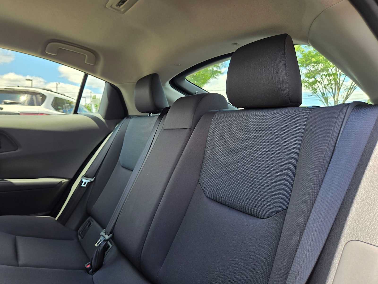 Certified 2024 Toyota Prius LE AWD/4WD image 18