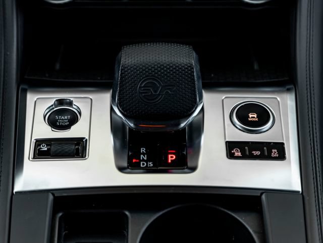 Used 2022 Jaguar F-PACE SVR AWD/4WD image 25
