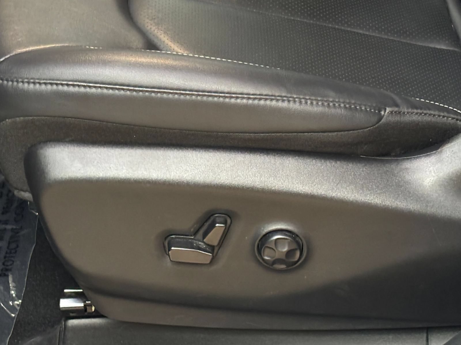 Used 2025 Chrysler Pacifica Select FWD image 21