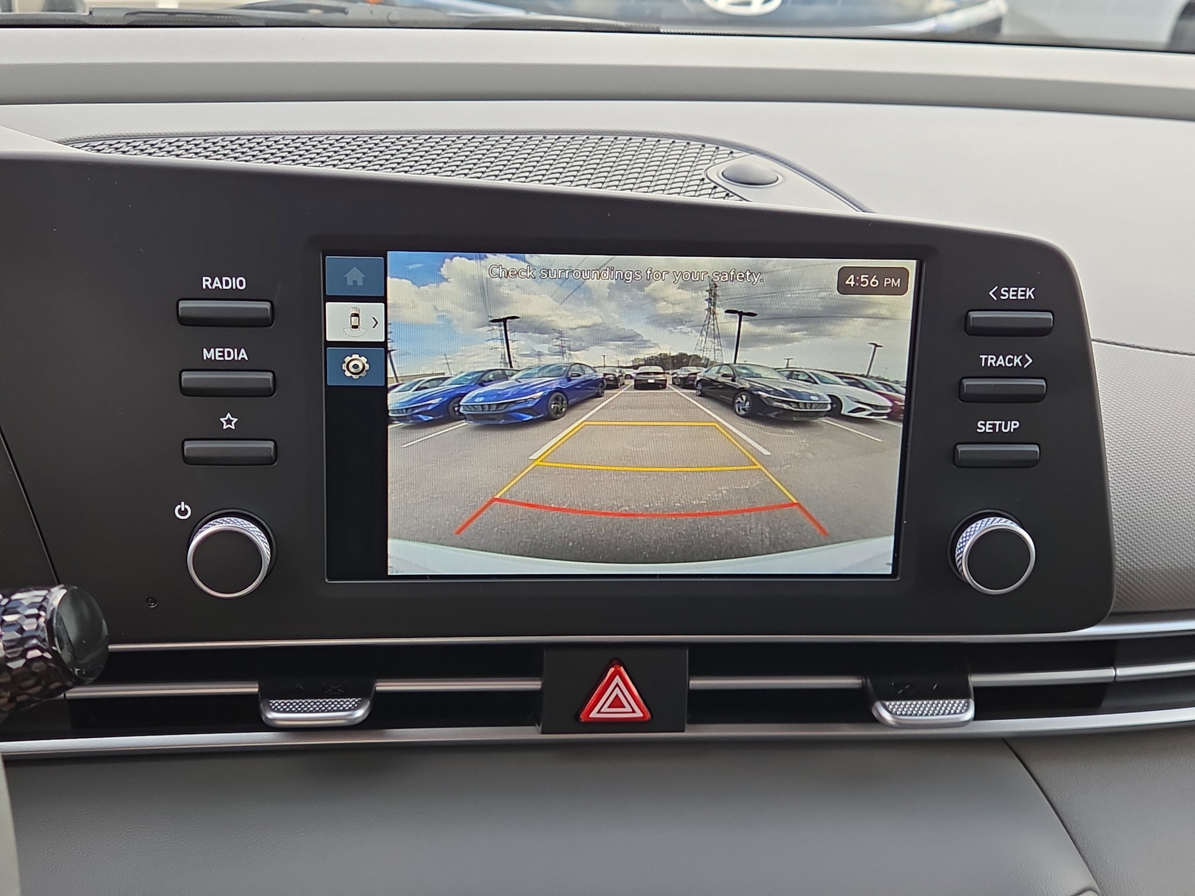 New 2026 Hyundai Elantra SE FWD image 11