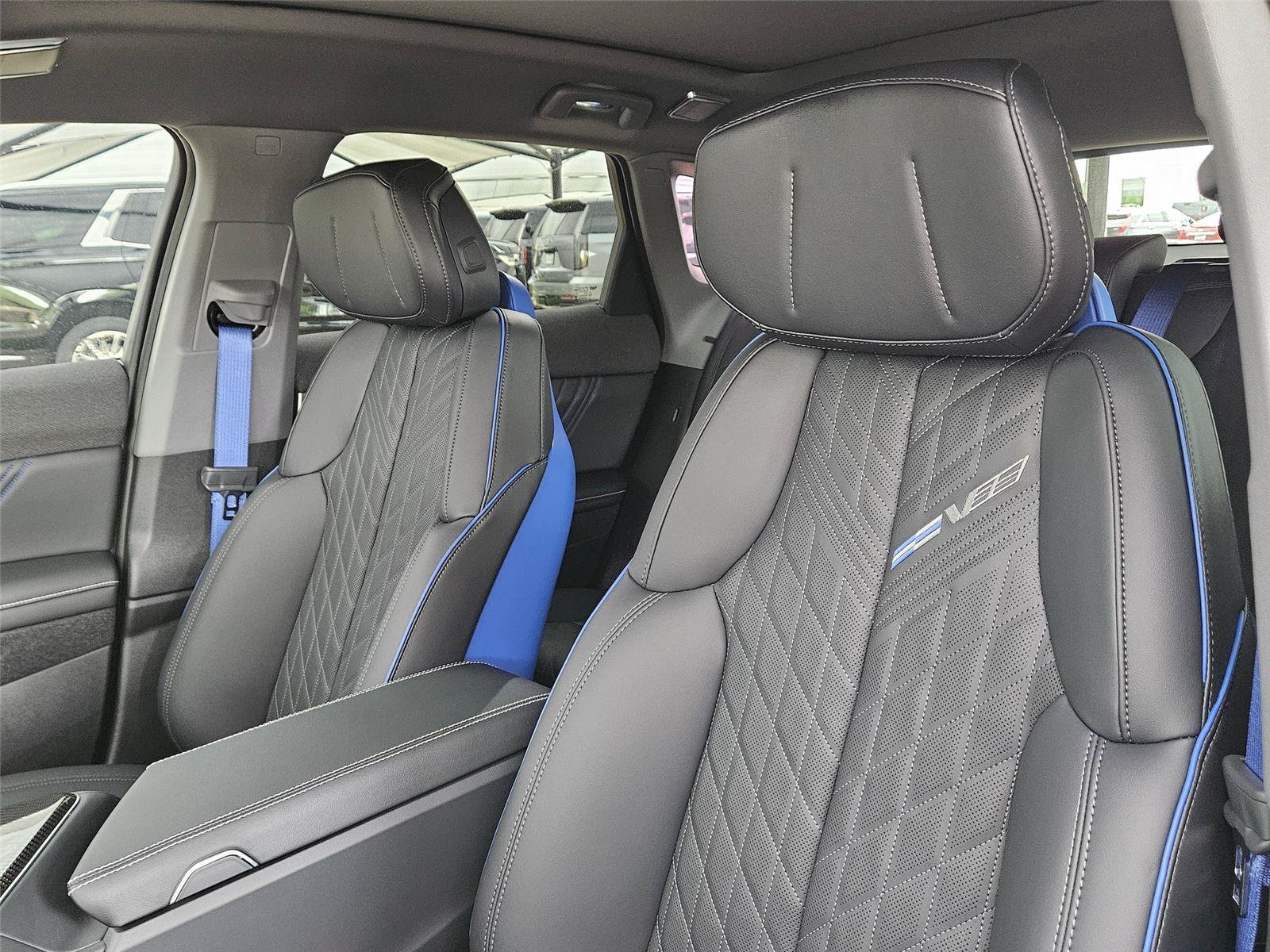 New 2026 Cadillac Optiq V w/ Magnus Launch Edition AWD/4WD image 10
