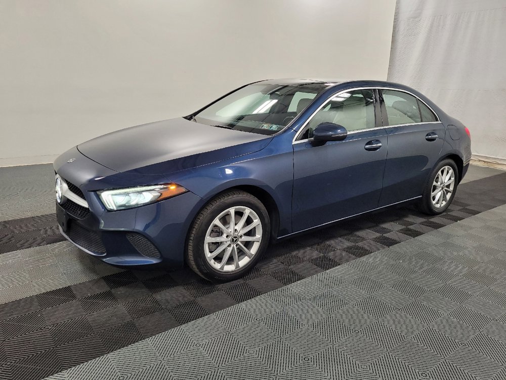 Used 2019 Mercedes-Benz A 220 4MATIC image 2
