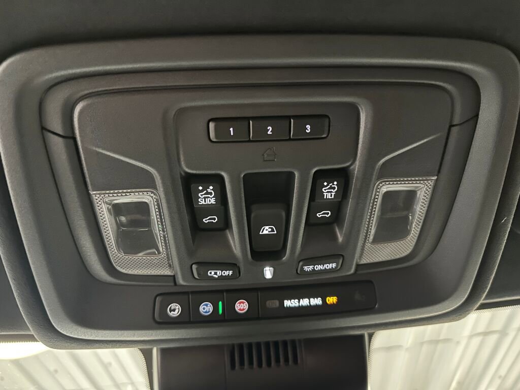 Certified 2025 GMC Sierra 2500 Denali Ultimate w/ Max Trailering Package image 21