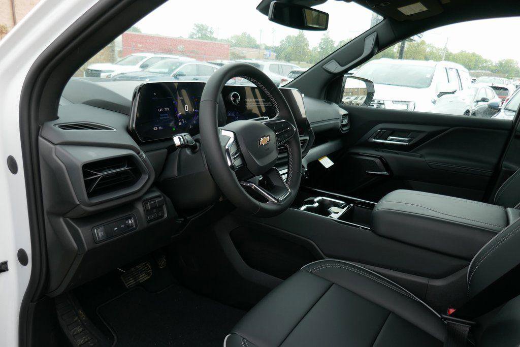 New 2026 Chevrolet Silverado EV LT image 14