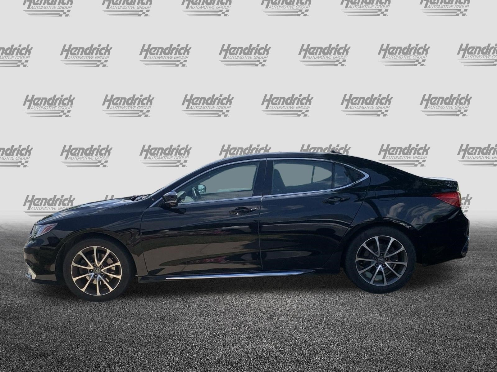 Used 2018 Acura TLX w/ Technology Package AWD/4WD image 7