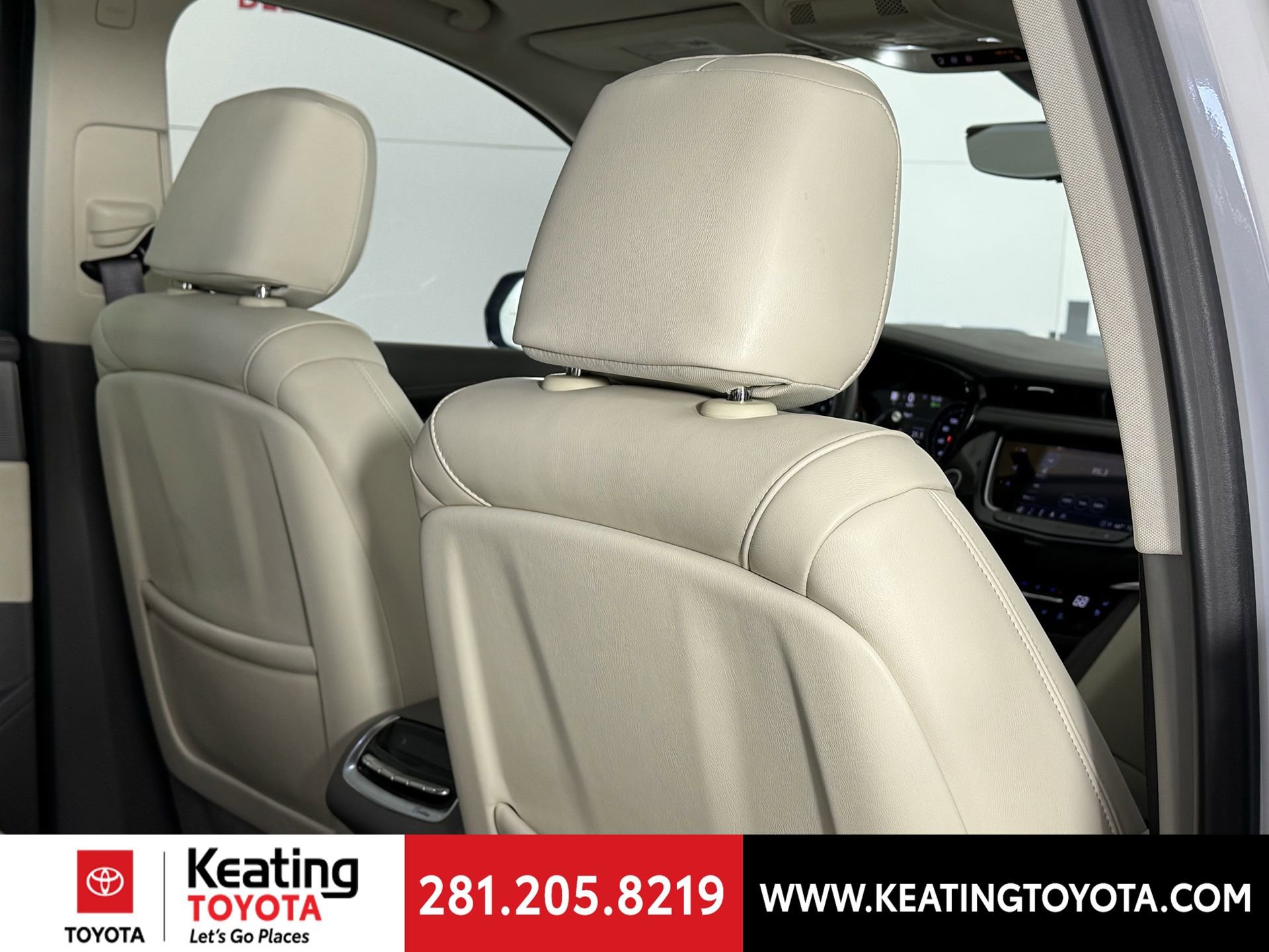 Used 2023 Cadillac XT6 Premium Luxury w/ Technology Package image 19