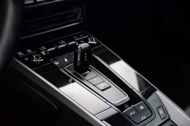 Used 2021 Porsche 911 Carrera image 23