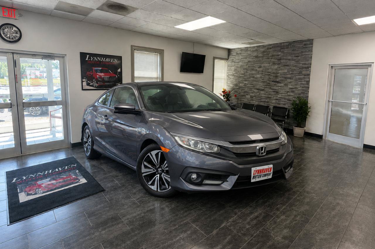 Used 2018 Honda Civic EX-T image 2