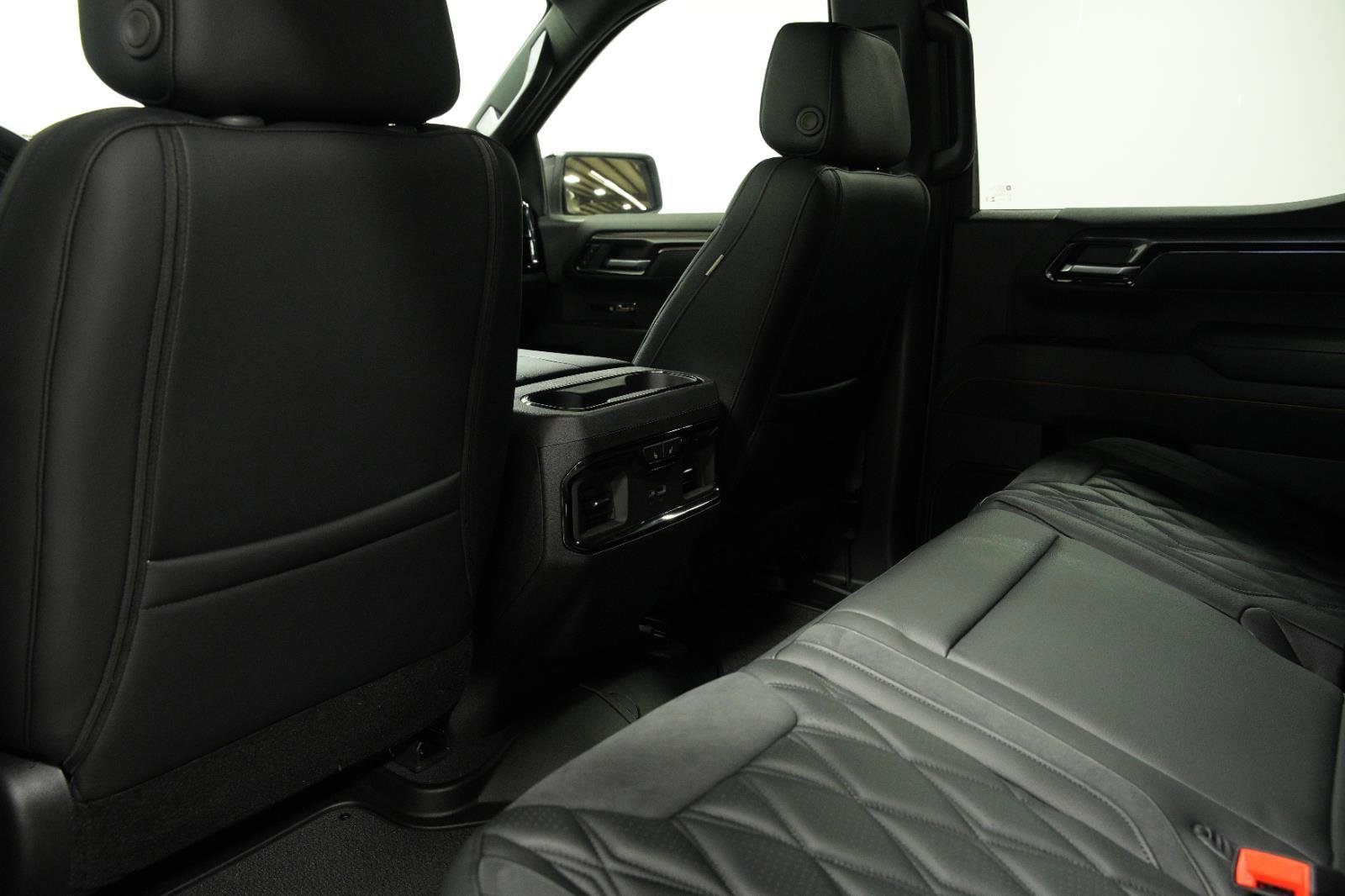 New 2025 GMC Sierra 1500 AT4 w/ AT4 Premium Package image 26