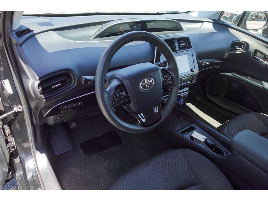 Certified 2022 Toyota Prius LE FWD image 10