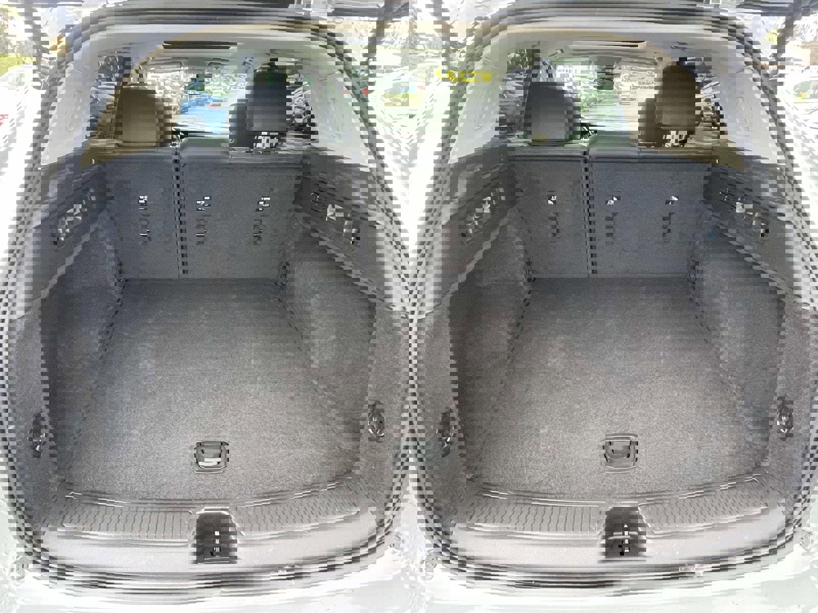 Used 2023 Buick Envision Essence w/ Sport Touring Package image 13