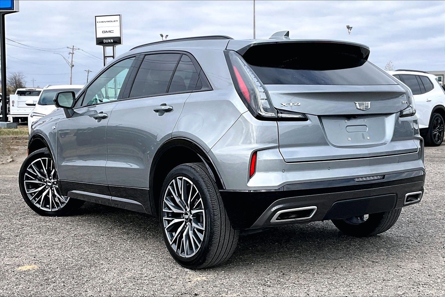 Used 2024 Cadillac XT4 Sport image 12