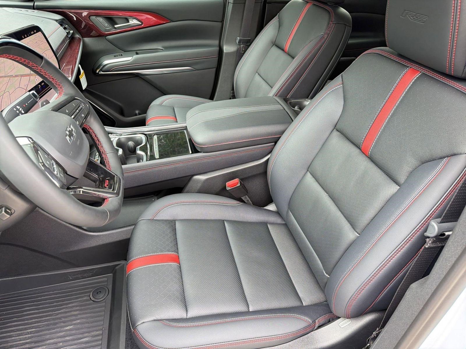New 2026 Chevrolet Traverse RS FWD image 5