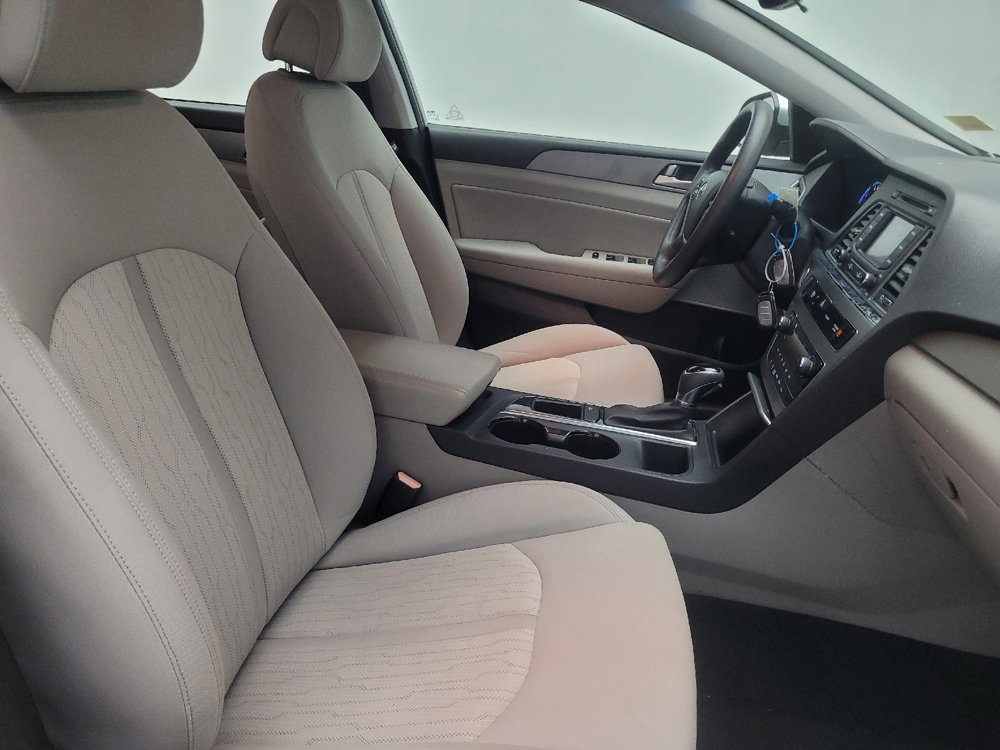 Used 2016 Hyundai Sonata SE image 21