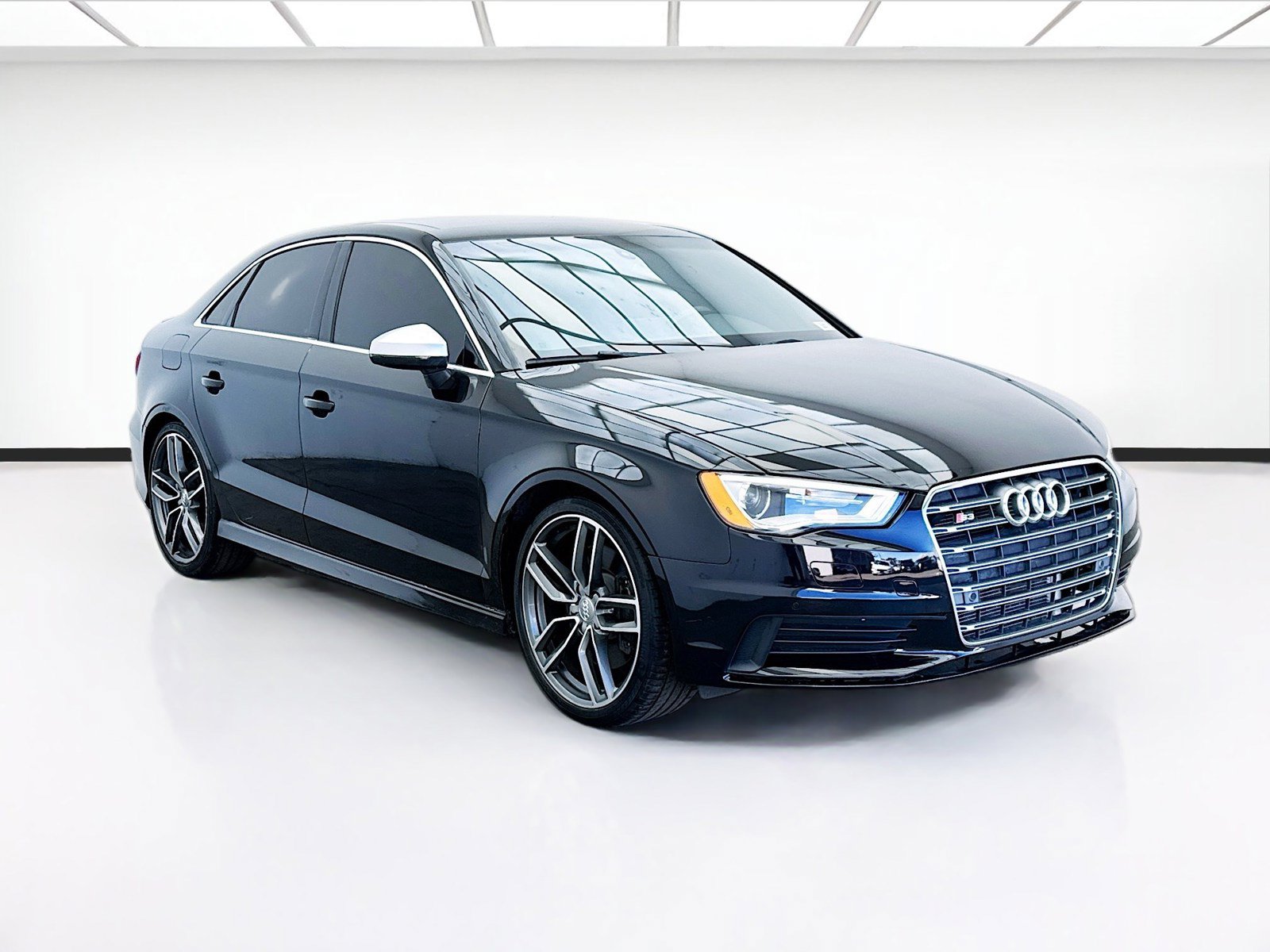 Used 2015 Audi S3 Premium Plus AWD/4WD image 3
