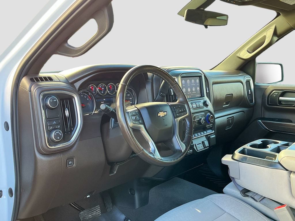 Used 2020 Chevrolet Silverado 1500 LT w/ Convenience Package RWD image 9