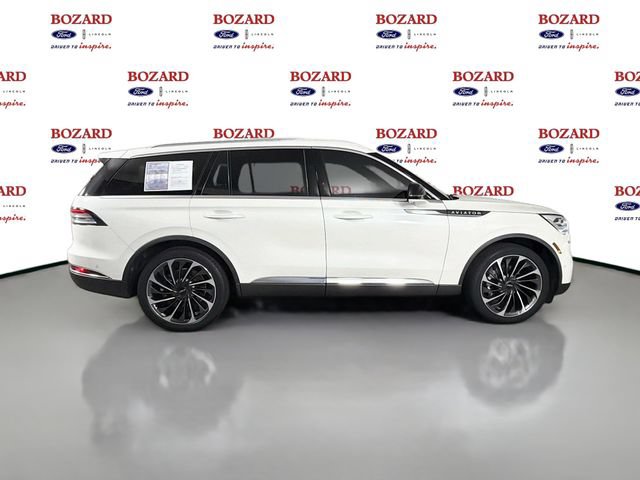 Certified 2023 Lincoln Aviator Reserve w/ Equipment Group 201A RWD image 9