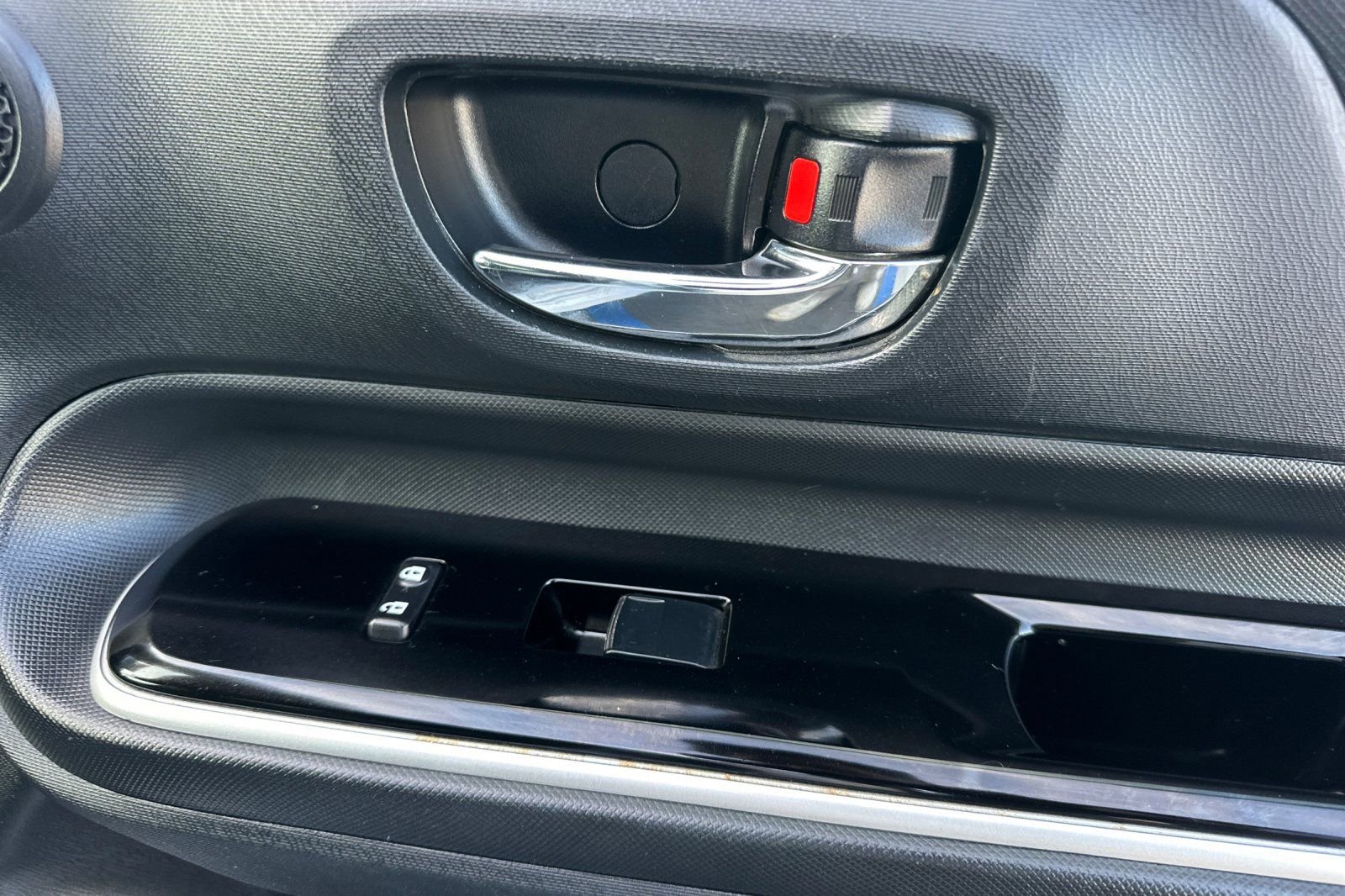 Used 2015 Toyota Prius C Two image 21