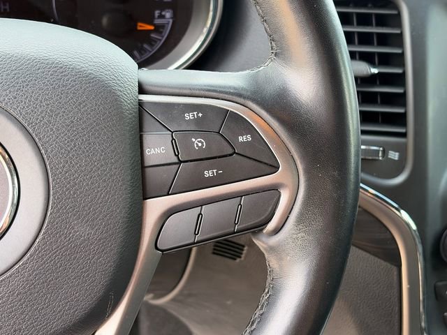 Used 2021 Jeep Grand Cherokee Laredo w/ Security & Convenience Group RWD image 22