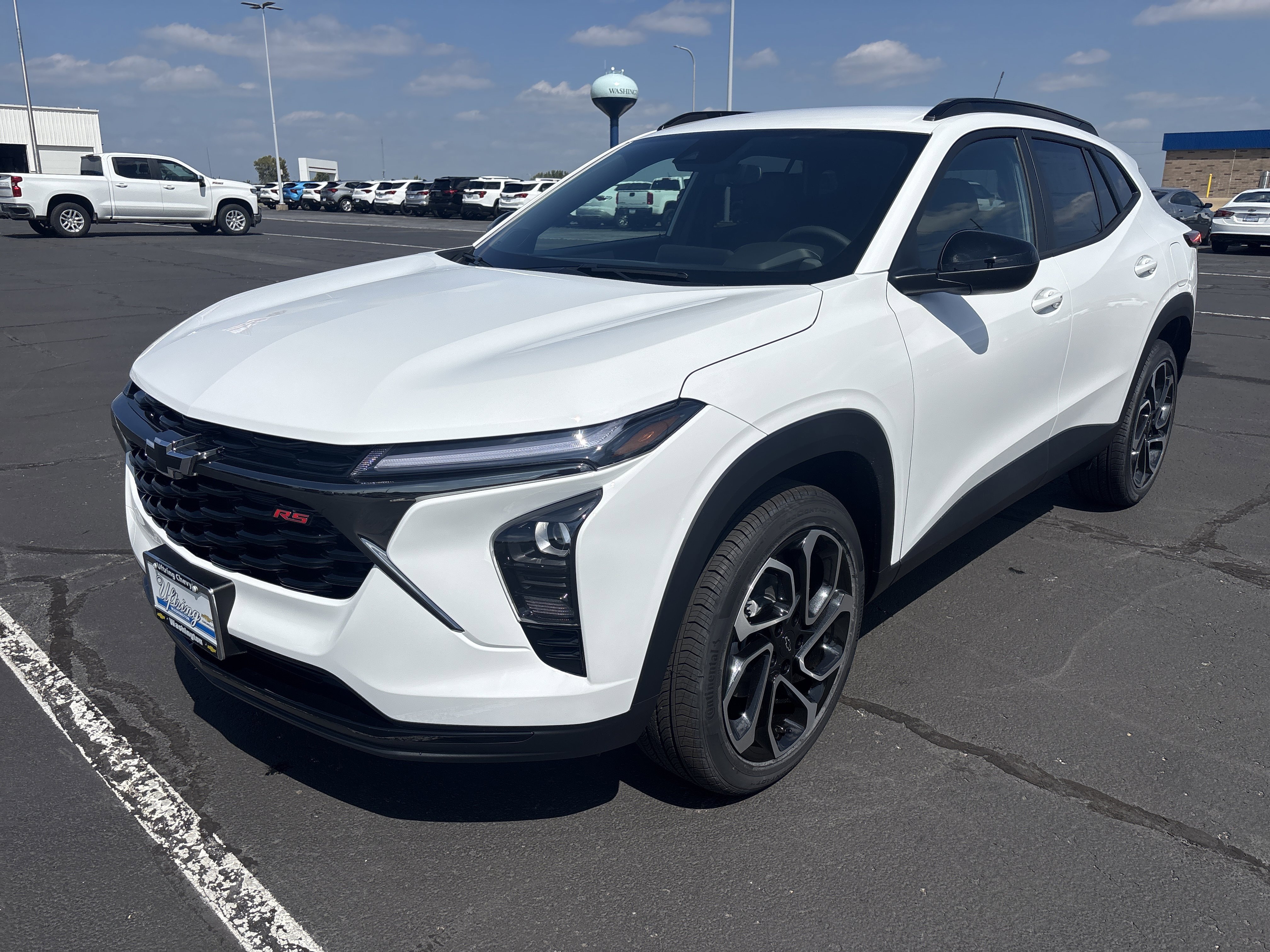 New 2025 Chevrolet Trax RS w/ Driver Confidence Package image 8