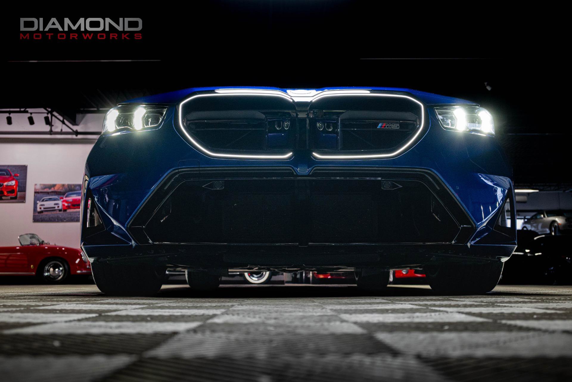 Used 2025 BMW M5 w/ Carbon Package image 66